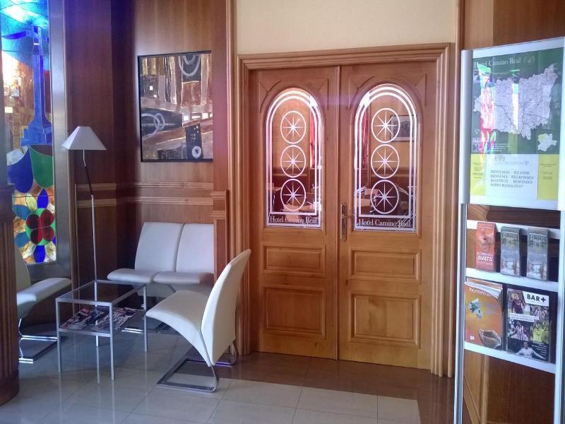 Arcahueja Hotel Camino Real מראה חיצוני תמונה