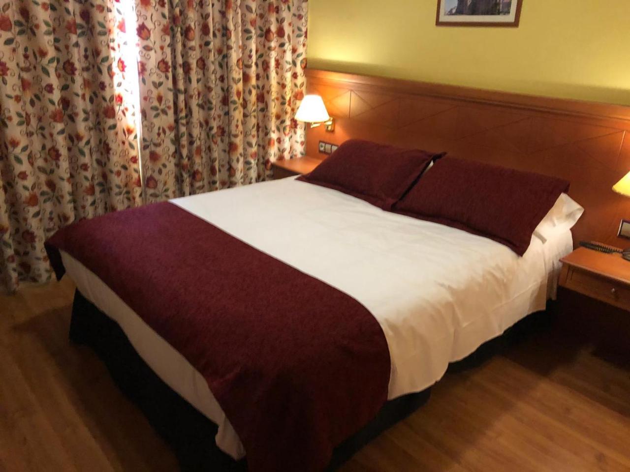 Arcahueja Hotel Camino Real מראה חיצוני תמונה