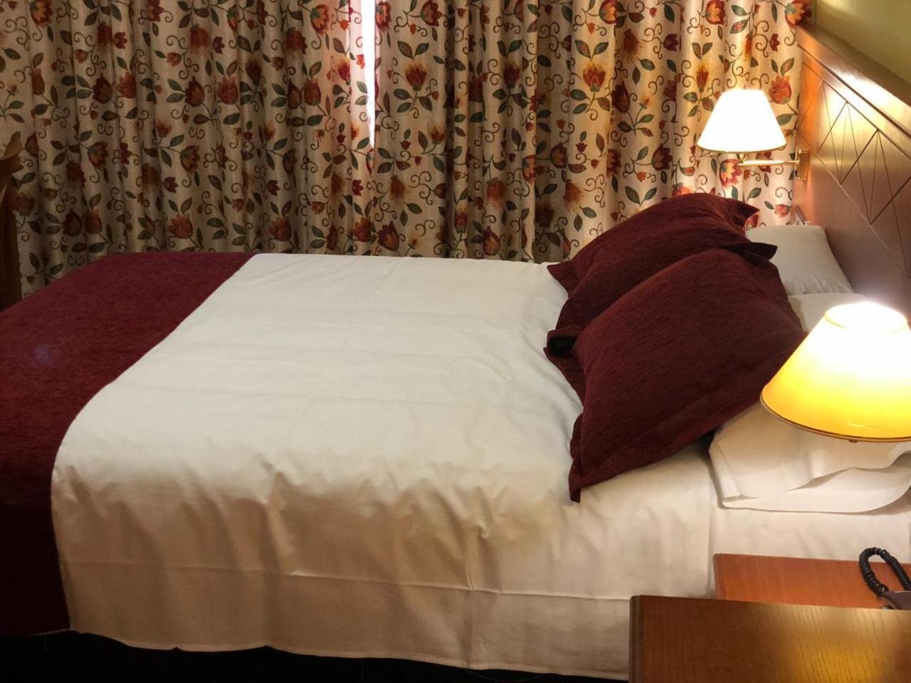 Arcahueja Hotel Camino Real מראה חיצוני תמונה