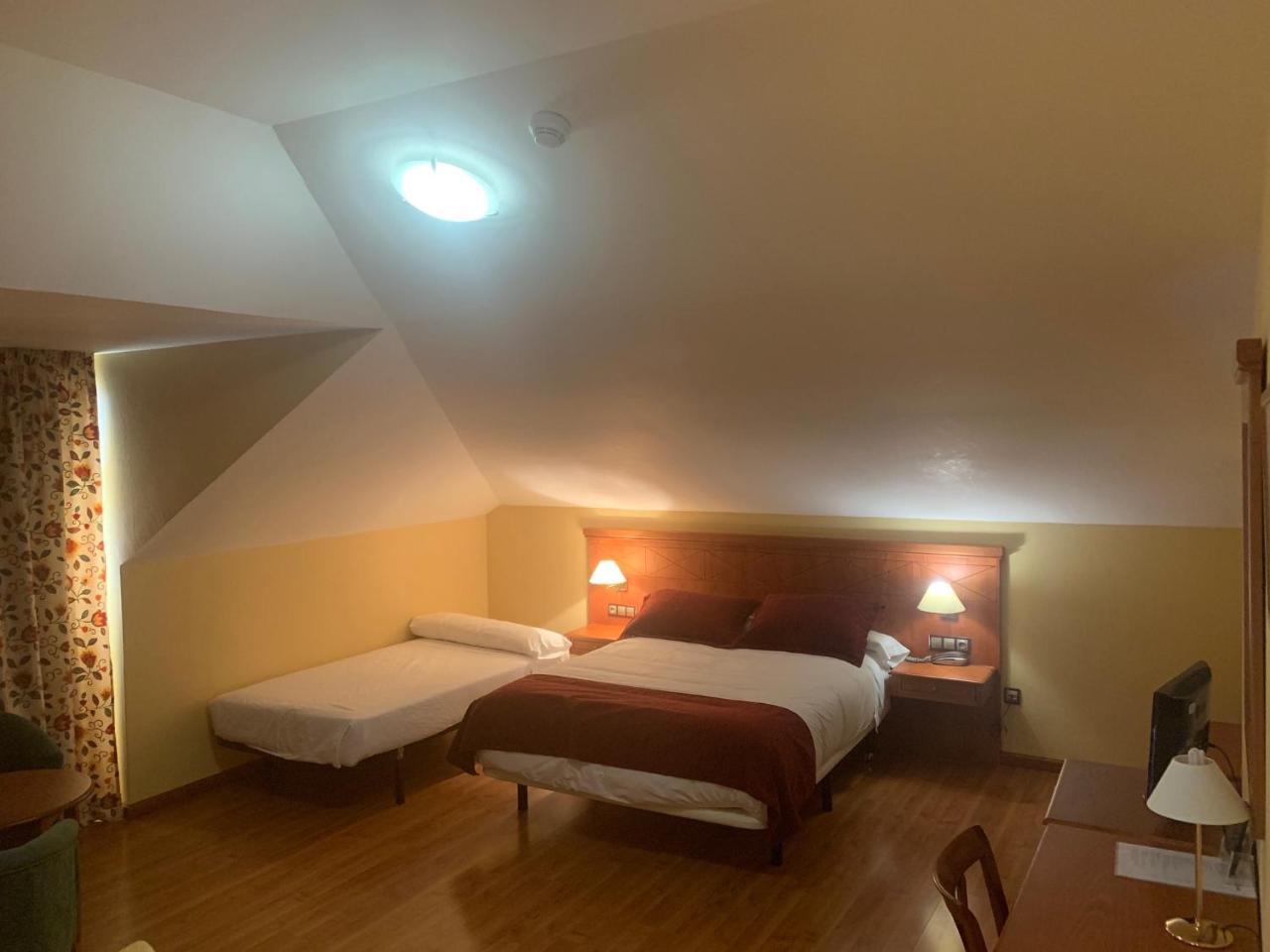 Arcahueja Hotel Camino Real מראה חיצוני תמונה